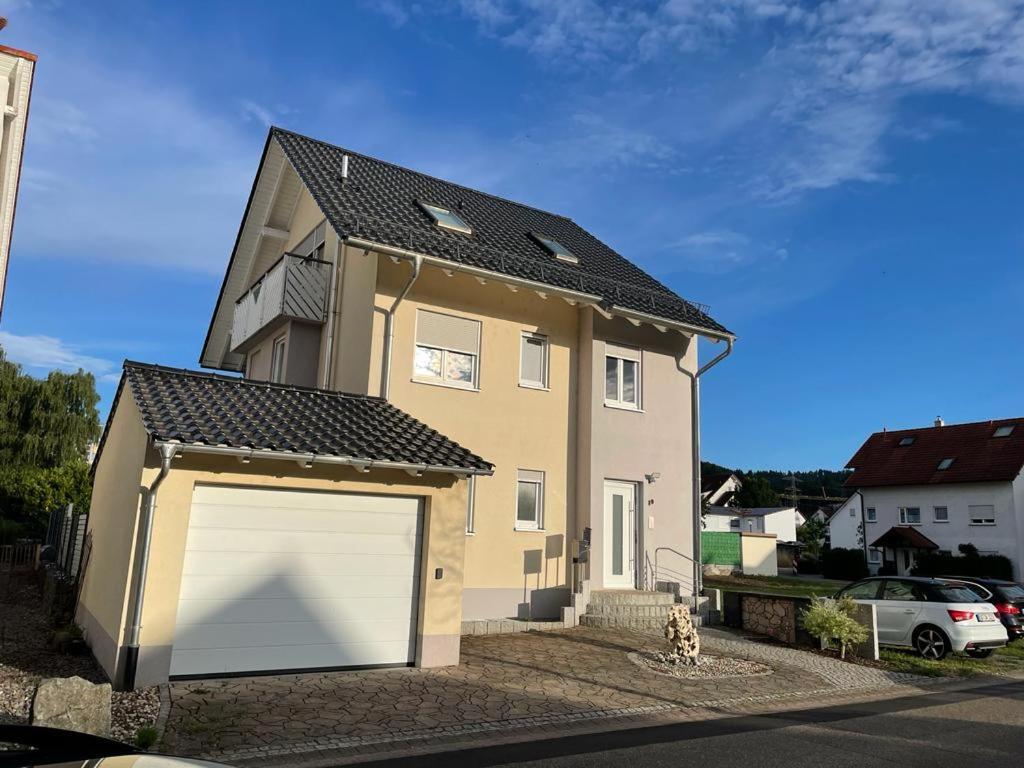 Ferienwohnung Blumenfeld 겐넨바흐 외부 사진